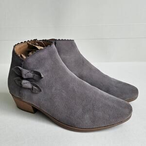 Scallop Edge Ankle Booties Jack Rogers Kali Size 8 Leather Boots Bows Gray Suede